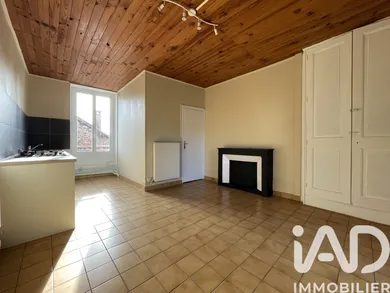 Apartment in Rives (38140)