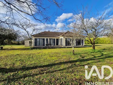 Maison à Villebois-Lavalette (16320)