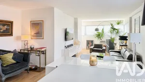 Apartment in Le Chesnay (78150)