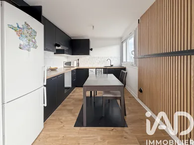 Apartment in Neuilly-Plaisance (93360)