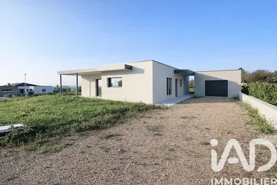 House in Les Trois-Châteaux (39160)