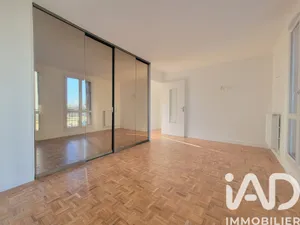 Apartment in Choisy-le-Roi (94600)
