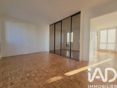 Apartment in Choisy-le-Roi (94600)