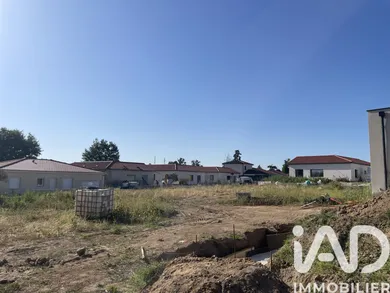 Building plot in Feurs (42110)