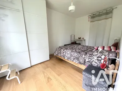 Apartment in Brunoy (91800)