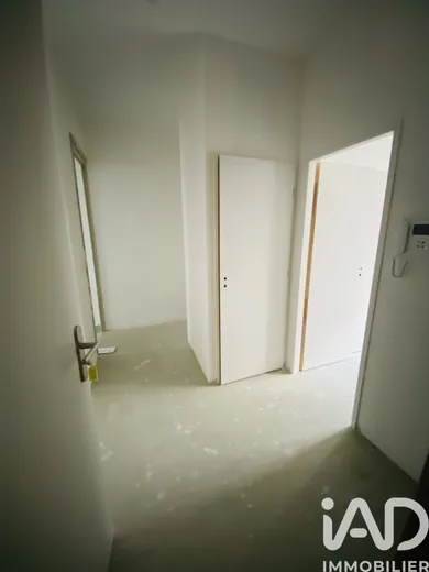 Apartment in Bordeaux (33300)