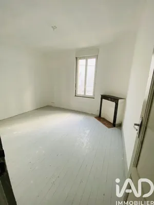 Apartment in Bordeaux (33300)