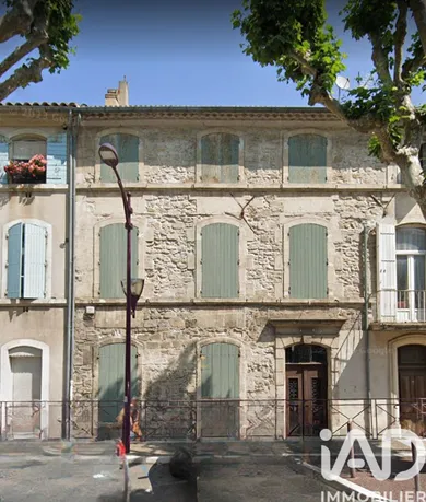 Immeuble à Tarascon (13150)