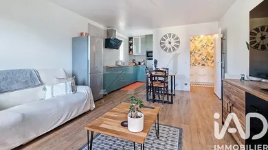 Apartment in Ozoir-la-Ferrière (77330)