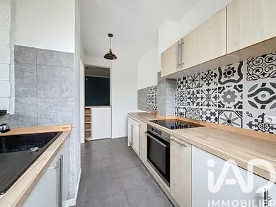 Apartment in Saint-Julien-lès-Metz (57070)