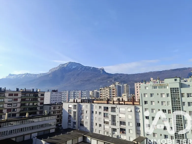Appartement 3 pièces 61 m² · à Grenoble · 60,5 m² · 134 000 €