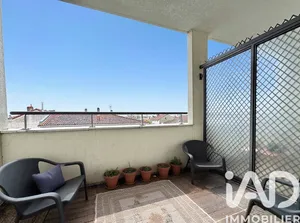 Apartment in Bordeaux (33200)