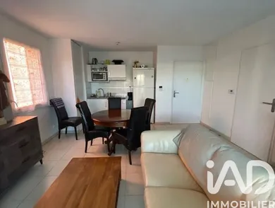 Appartement à La Salvetat-Saint-Gilles (31880)