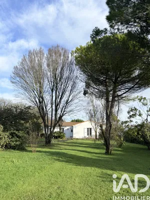 House in Croix-Chapeau (17220)