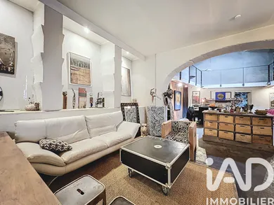 Immeuble à Apt (84400)