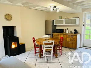 Maison de campagne à Laval-en-Brie (77148)