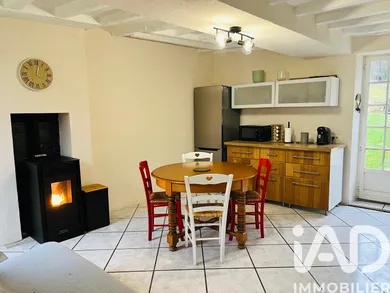 Maison de campagne à Laval-en-Brie (77148)