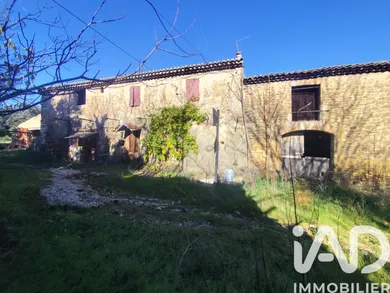 Domaine à Rochegude (26790)