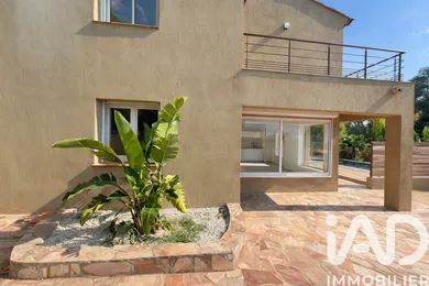 Maison à Carqueiranne (83320)