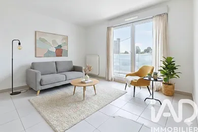 Apartment in Saint-Priest (69800)