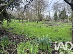 Terrain à Saint-Jean-de-Liversay (17170)