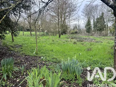 Terrain à Saint-Jean-de-Liversay (17170)