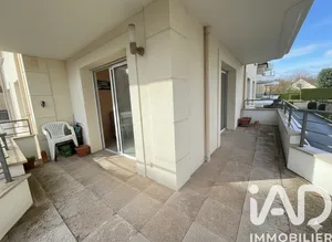 Apartment in Sainte-Geneviève-des-Bois (91700)