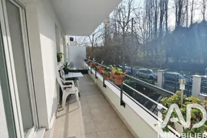 Apartment in Rosny-sous-Bois (93110)