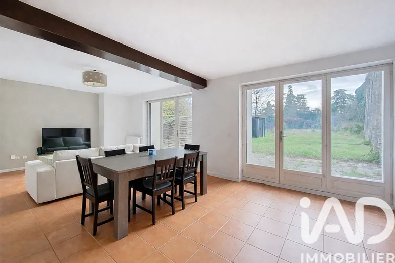Appartement 4 pièces 93 m² · à Irigny · 93 m² · 280 000 €