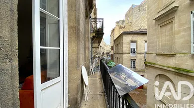 Apartment in Bordeaux (33000)