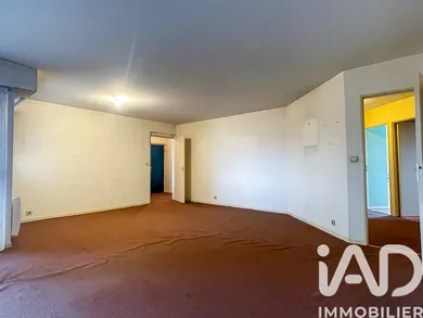 Apartment in Houilles (78800)