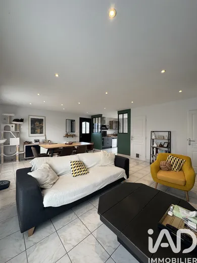 Maison à La Chapelle-Saint-Ursin (18570)