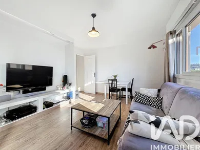 Apartment in Le Cannet (06100)