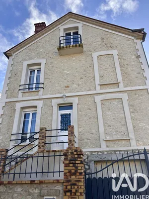 House in Champagne-sur-Seine (77430)