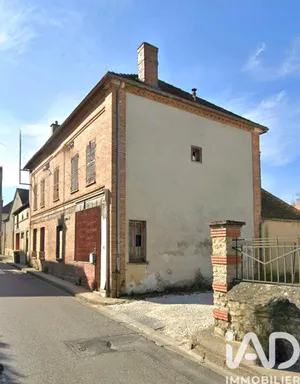 House in Ville-Saint-Jacques (77130)