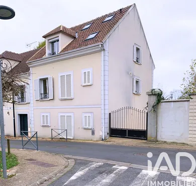 Apartment in Tournan-en-Brie (77220)