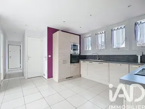 Apartment in Montereau-Fault-Yonne (77130)