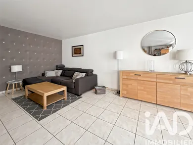 Apartment in Choisy-le-Roi (94600)
