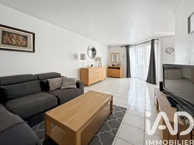 Apartment in Choisy-le-Roi (94600)