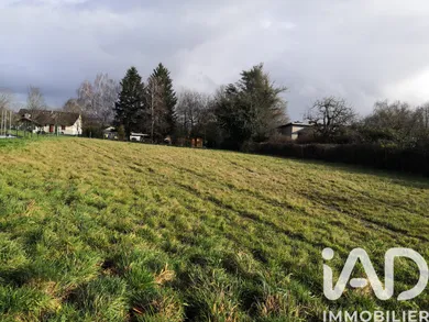 Terrain à bâtir à Ciry-le-Noble (71420)