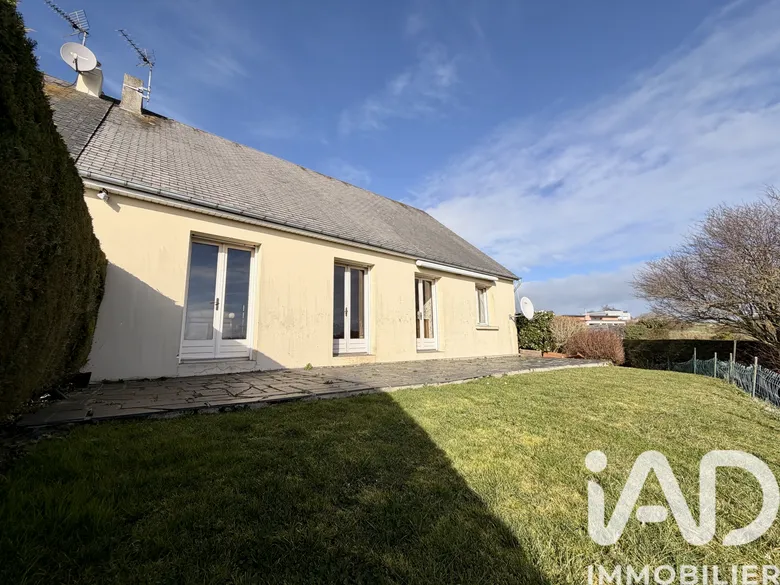 Maison 4 pièces 120 m² · à Tourville-sur-Sienne · 120 m² · 295 000 €