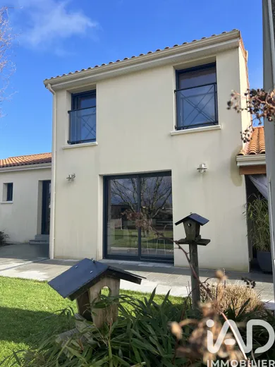 Maison traditionnelle à Treize-Vents (85590)