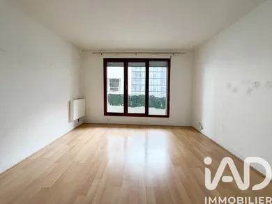 Apartment in Charenton-le-Pont (94220)