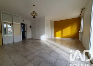 Apartment in Compiègne (60200)