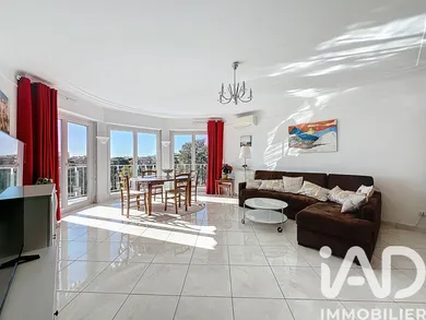 Apartment in Le Cannet (06110)
