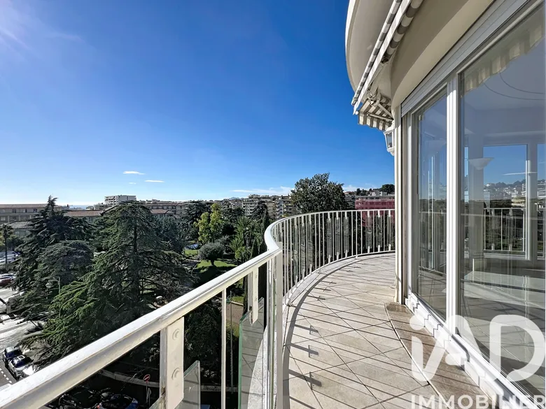 Appartement 3 pièces 84 m² · à Le Cannet · 83,5 m² · 499 000 €