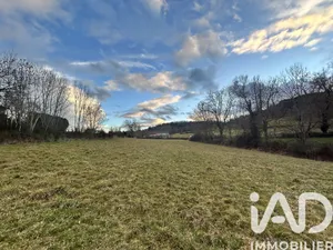 Terrain à bâtir à Beaux (43200)
