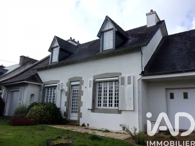 House in Landivisiau (29400)