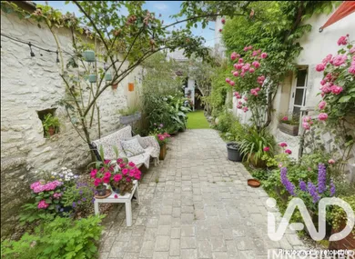 Village house in La Flotte (17630)