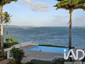 Appartement à Sainte-Anne (97180)